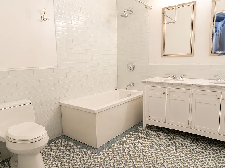 141 Prince St #4 — Photo 15