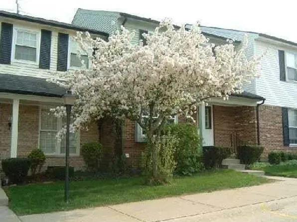 3112 Bolgos Cir, Ann Arbor, MI 48105