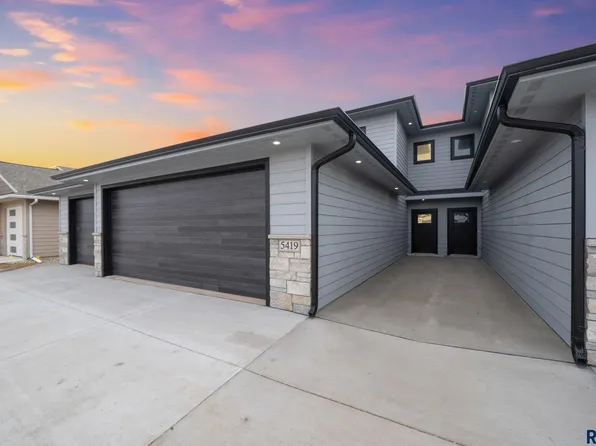 5419 W Vision Cir, Sioux Falls, SD 57107