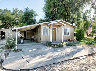 8285 Blackwell Rd, Central Pt, OR 97502