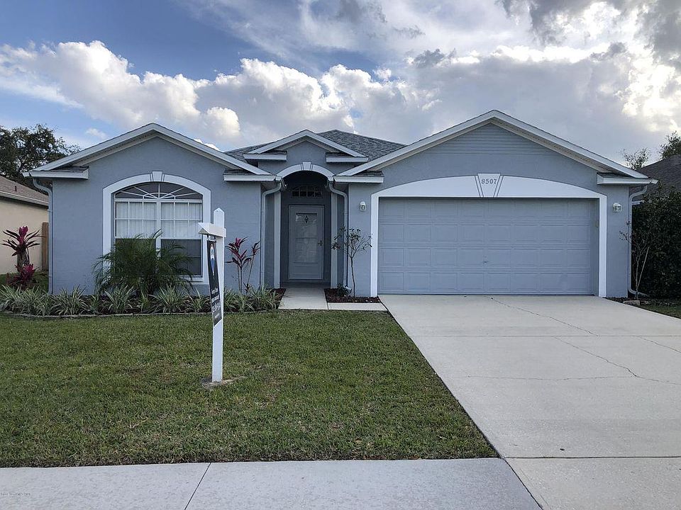 1st image of 8507 Ivanhoe Dr