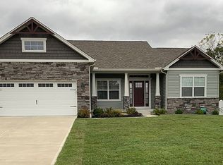 8000 Acorn Trl, Maineville, OH 45039