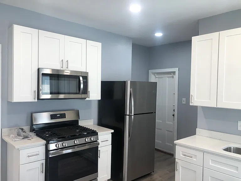 12 Dana St #2 — Photo 1