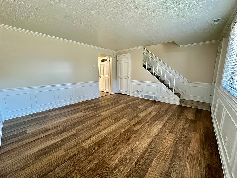1781 E 4500 S — Photo 2