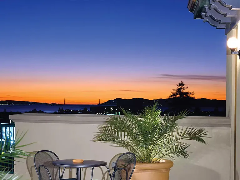 Catch beautiful sunsets and views of the Bay Bridge from the Bachenheimer Apartments rooftop lounge