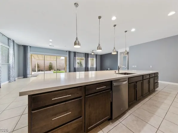 349 Bronze Creek Ct, Spring Valley, NV 89148