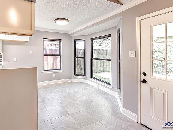 3rd image of 203 Cypress Village Dr