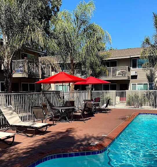 Blackford Oaks Apartments — Photo 12