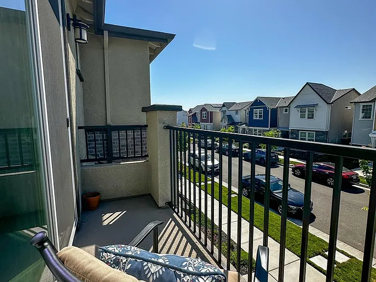 2957 Honey Opal Ave — Photo 27