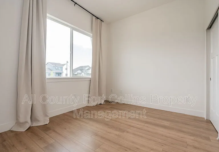 5967 Rendezvous Pkwy — Photo 20