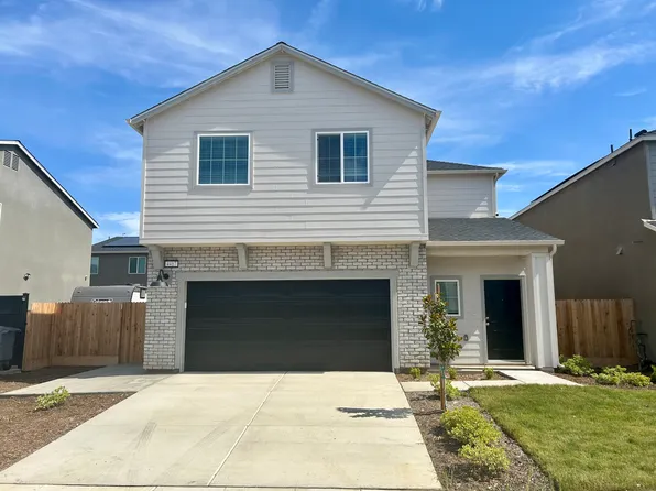 4417 Bellaire Ave, Clovis, CA 93619