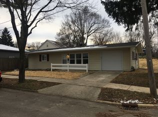 1001 S Clinton St, Bloomington, IL 61701