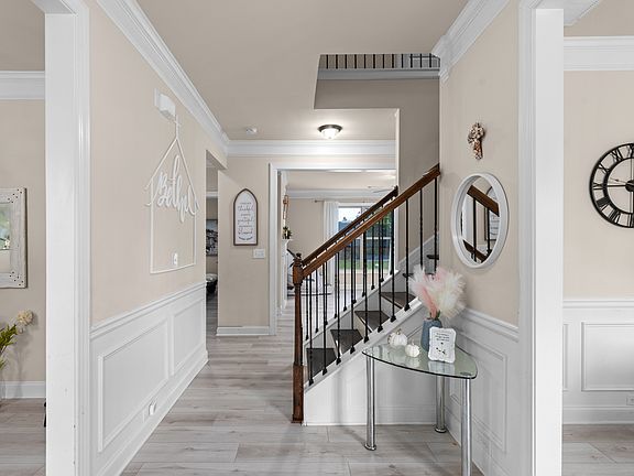 3rd image of 2603 Bloom Cir