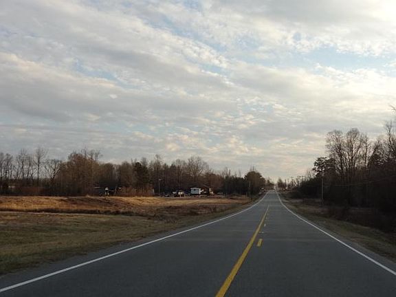 4th image of 6014 N State Highway 119