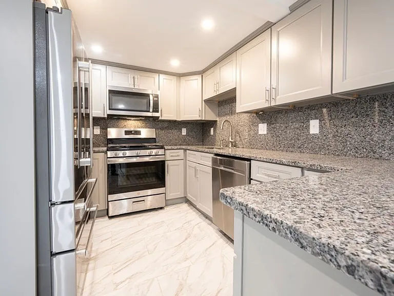 49 Union St #B — Photo 3