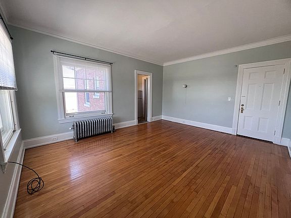 2nd image of 43 Lafayette Ave SE #7