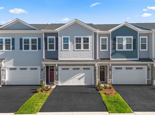 127 Leather Flower Dr, Lake Frederick, VA 22630