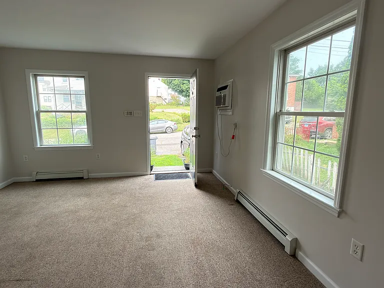 38 Francis St #A — Photo 2