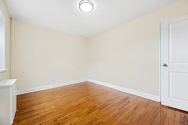 Rented by REAL New York | media 2