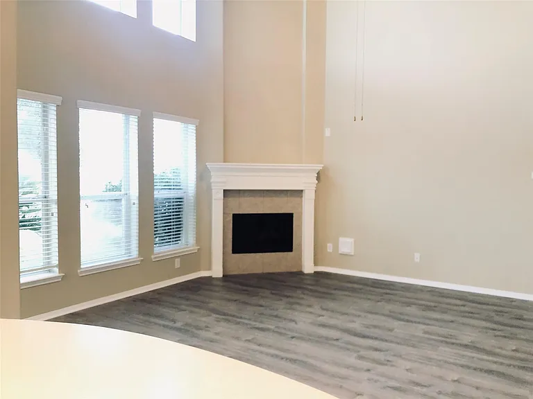 5743 Horseshoe Fls — Photo 13