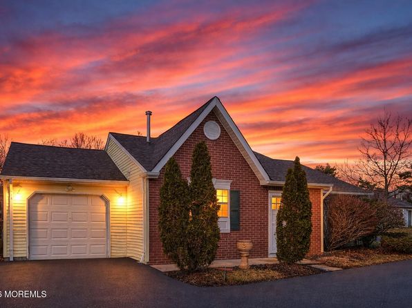 47 Carnaby Close, Freehold, NJ 07728