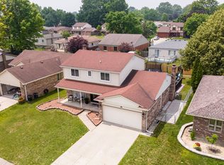 37247 Highlite Dr, Sterling Heights, MI 48310