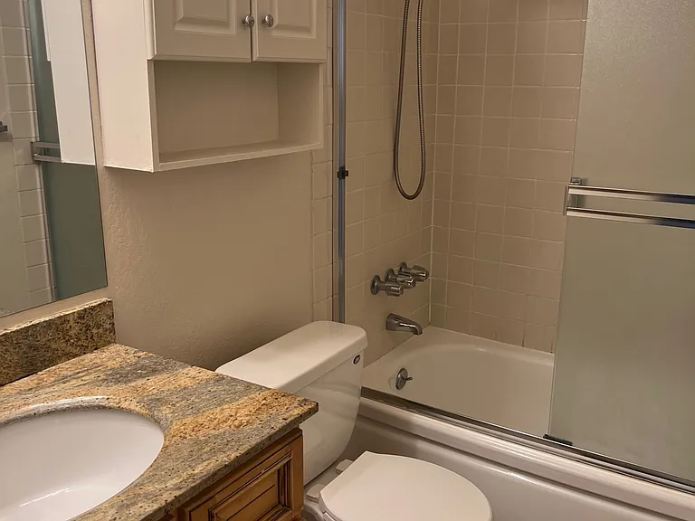 20519 Wisteria St #2 — Photo 8