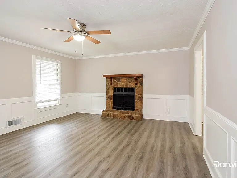 590 Exam Ct — Photo 7