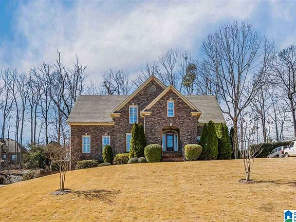 2nd image of 5049 Lake Crest Cir