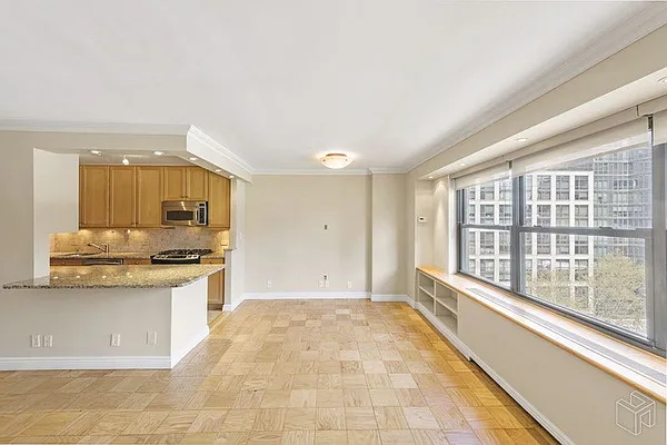 Sold by Halstead Real Estate | media 8