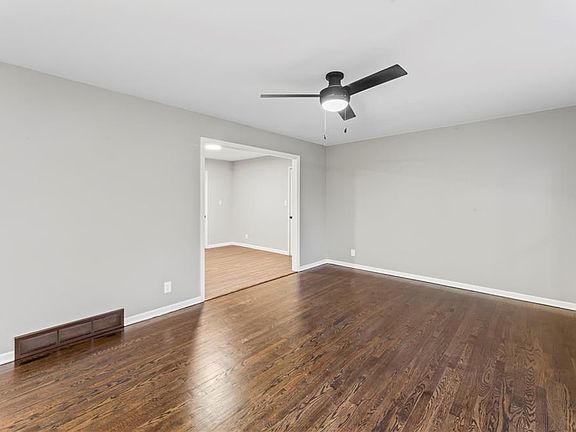 5th image of 10006 McGee St