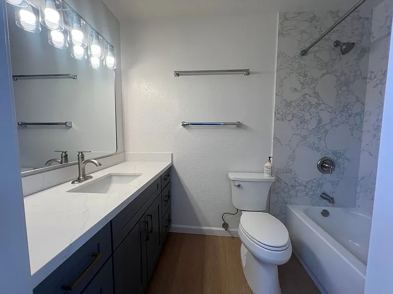 2000 Rock St #12 — Photo 14