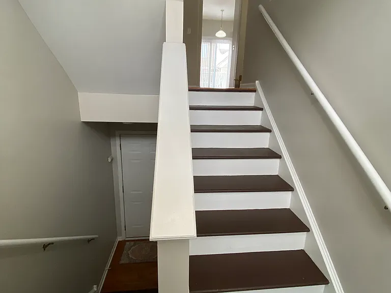 2205 Daybreak Dr — Photo 2