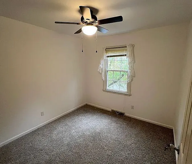1000 Huntwood Ln — Photo 16