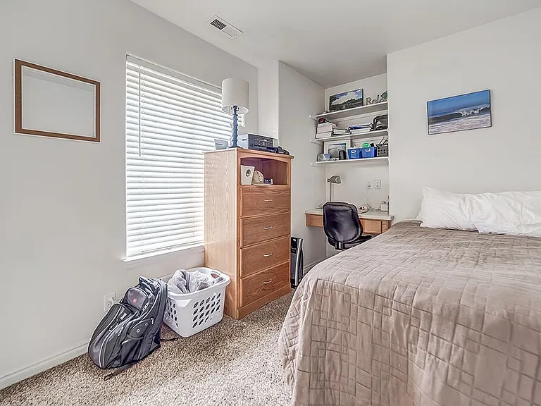 539 N University Ave #202 — Photo 10