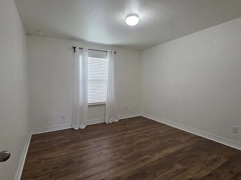 4902 Eagle Valley — Photo 16