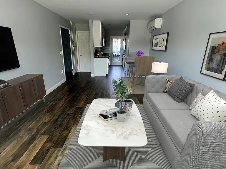 605 Corwin Ave #2 — Photo 9
