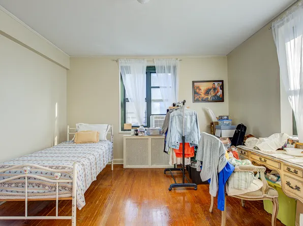 78-11 35th Avenue image 10 of 12