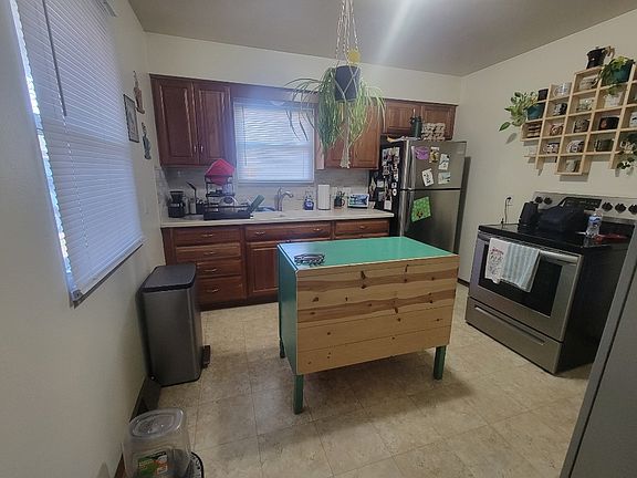 5th image of 3539 Terrace Dr