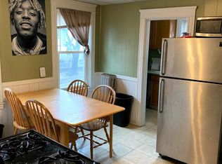 160 Vermont Ave #2, Providence, RI 02905