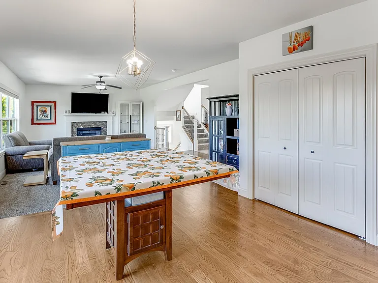 1208 White Oak Rd — Photo 9