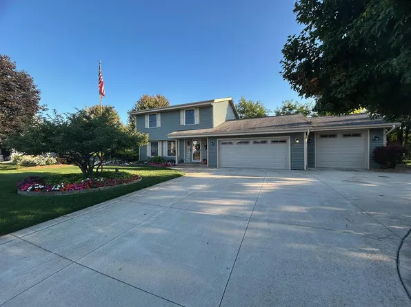 S76W16205 Bridgeport WAY, Muskego, WI 53150
