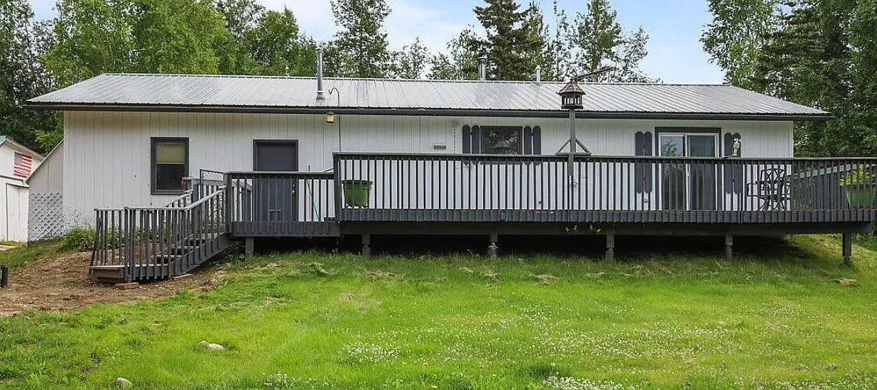 3 bed, 1080 sqft, $900 — Photo 3
