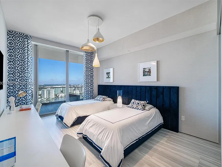 18975 E Collins Ave #3802 — Photo 41