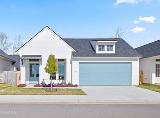 242 Jagged Grove Ln, Youngsville, LA 70592