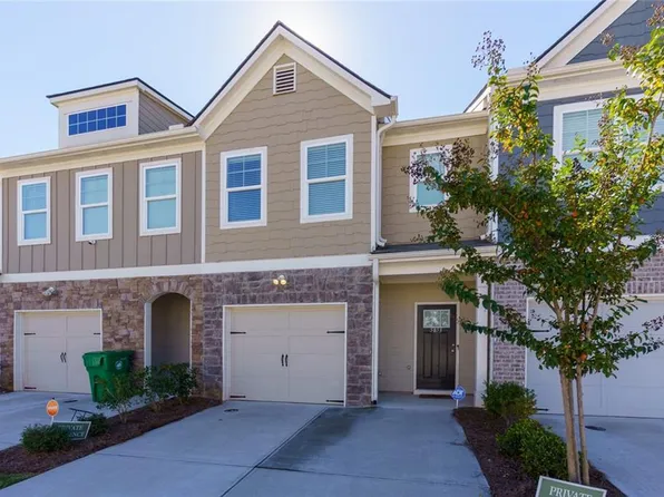 5853 Greystone Dr, Lithonia, GA 30058