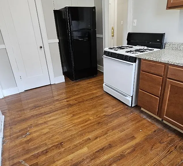 6 South Lake Ave — Photo 32