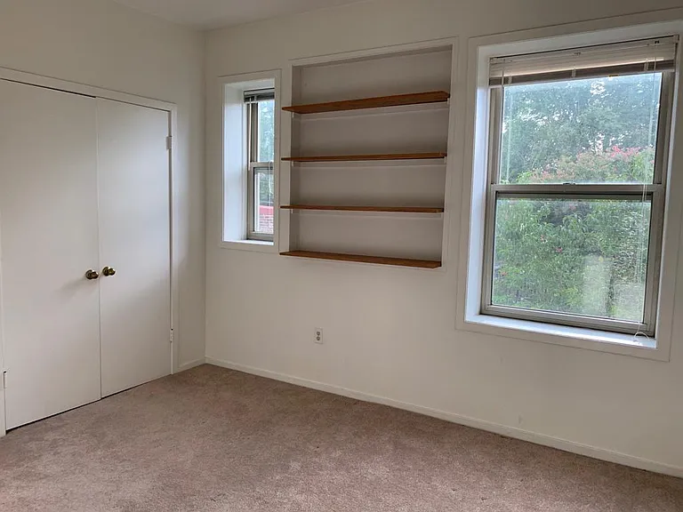 1341 E Capitol St SE #201 — Photo 13