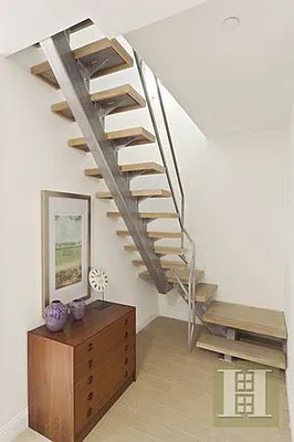 Sold by Halstead Real Estate | media 28