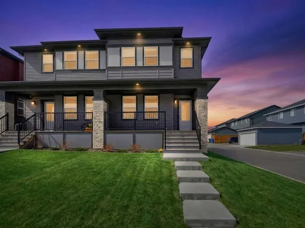 125 E Edith Gate NW, Calgary, AB T3R 1Z3